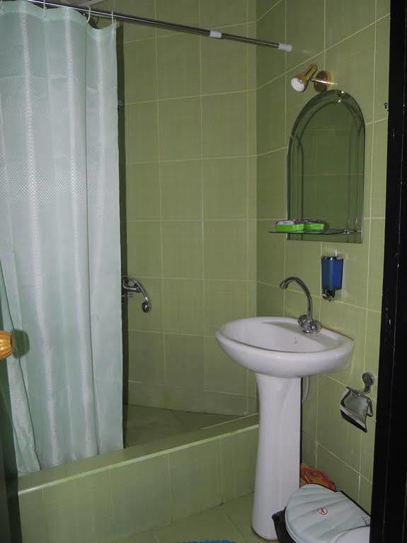 Visit Hotel Tbilisi ภายนอก รูปภาพ