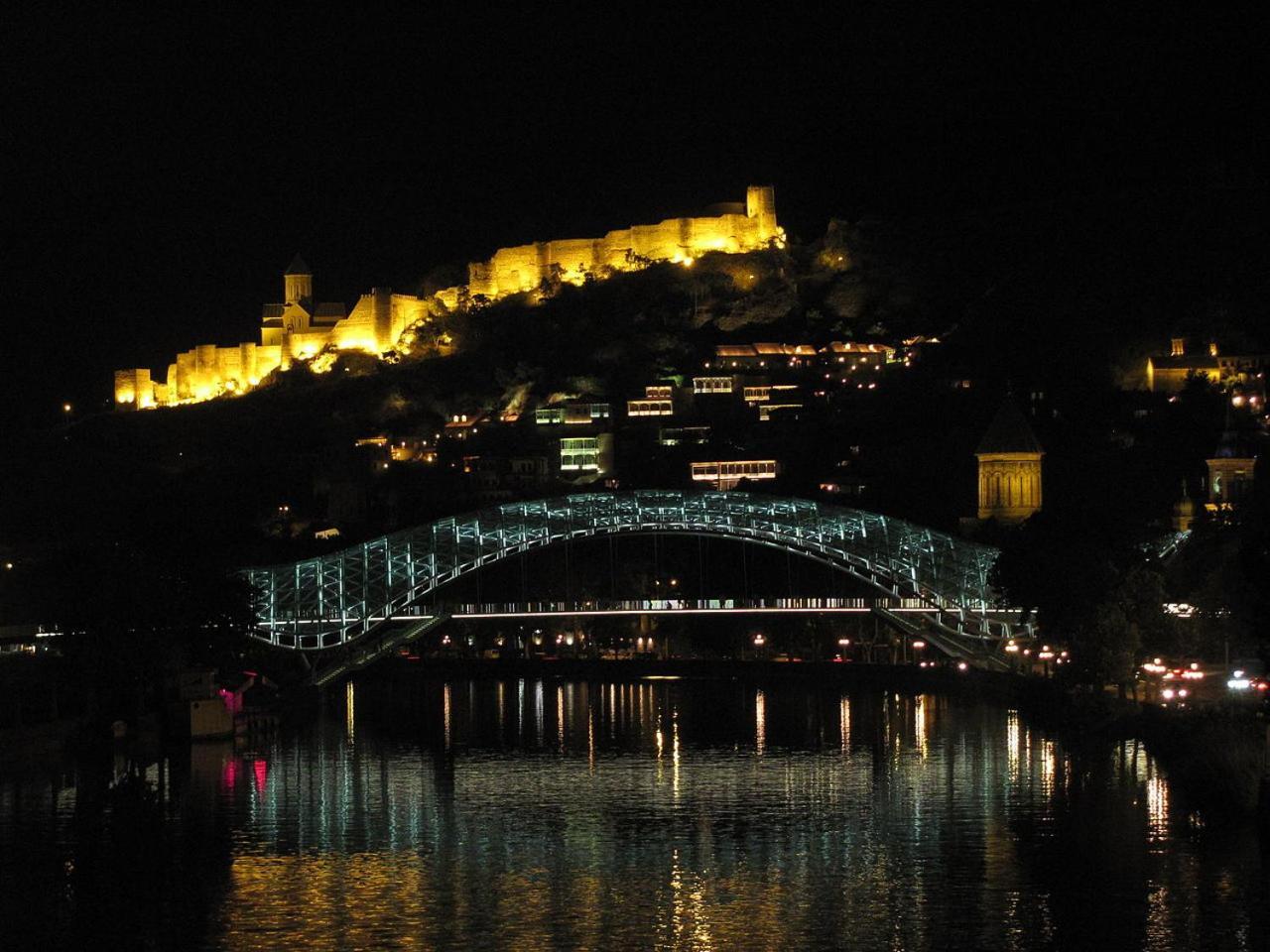 Visit Hotel Tbilisi ภายนอก รูปภาพ