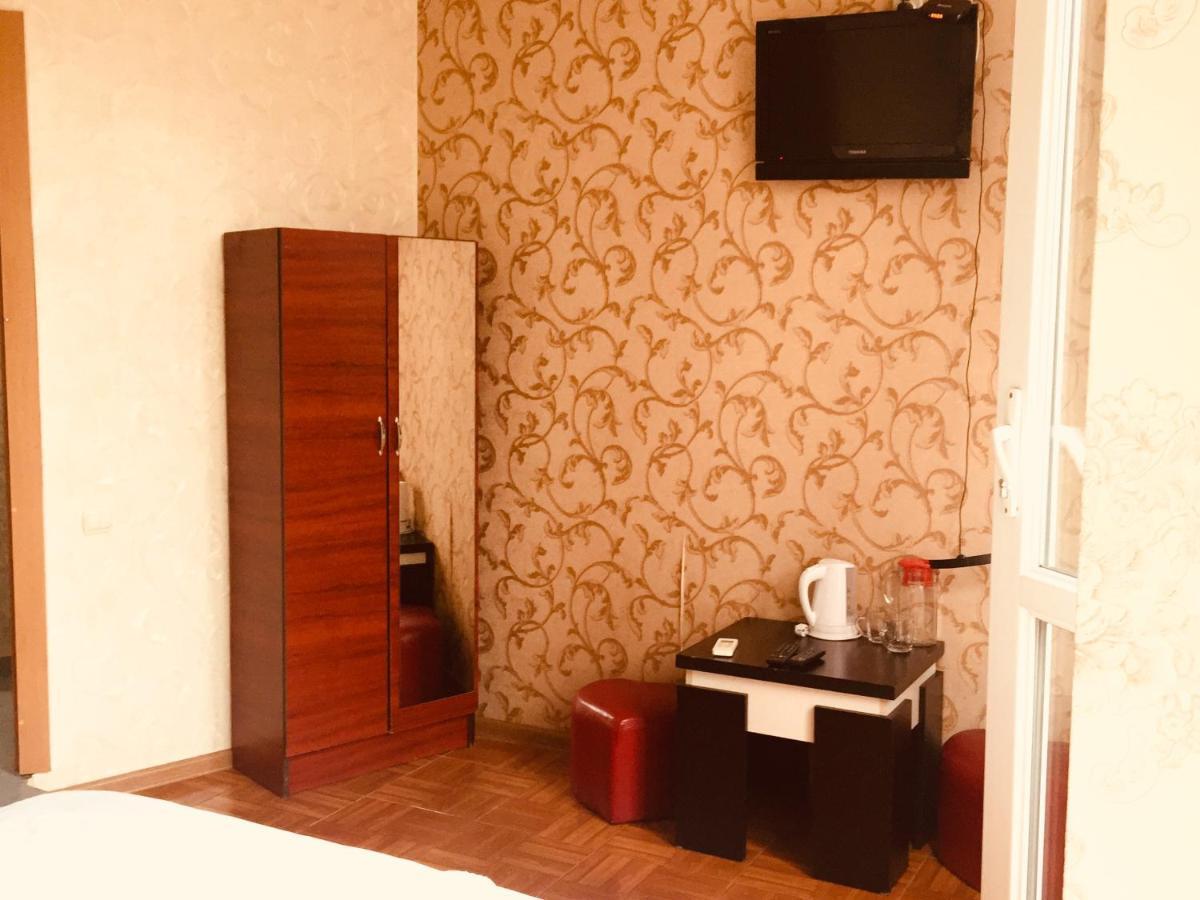 Visit Hotel Tbilisi ภายนอก รูปภาพ